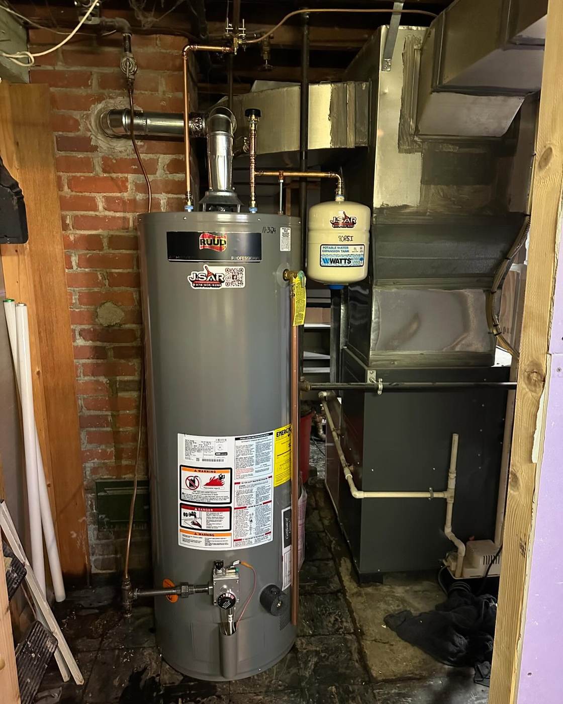 Emergency Sunday water heater swap
